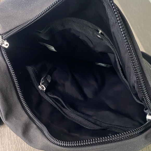 Stylish Thick Canvas Black Men's Messenger Bag With Leather Details - Picture 6 of 11